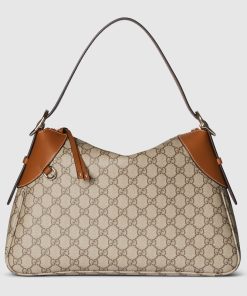 GG EMBLEM LARGE SHOULDER BAG